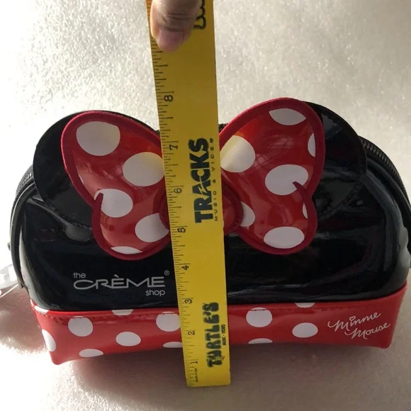 Minnie Mouse Crème Makeup bag - Picture 14 of 15